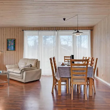 Stunning Home In Ebeltoft With Wifi *