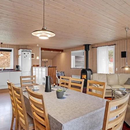 In Ebeltoft With Kitchen Holiday home